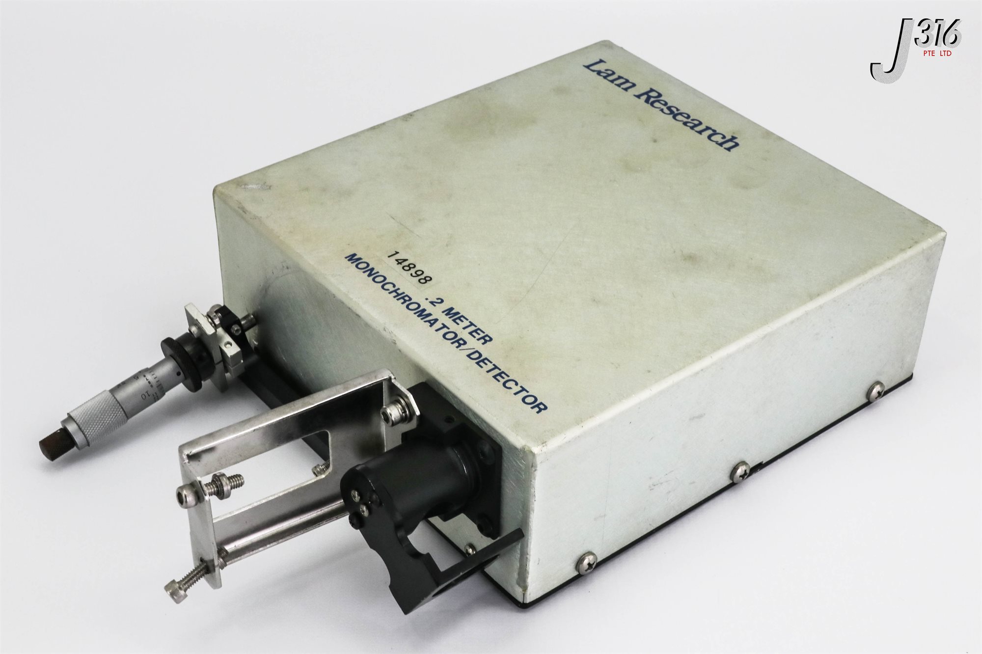 14898 LAM RESEARCH .2 METER MONOCHROMATOR / DETECTOR EP200MMC